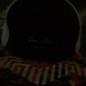 Hat that I don’t where the hat paid with gift card